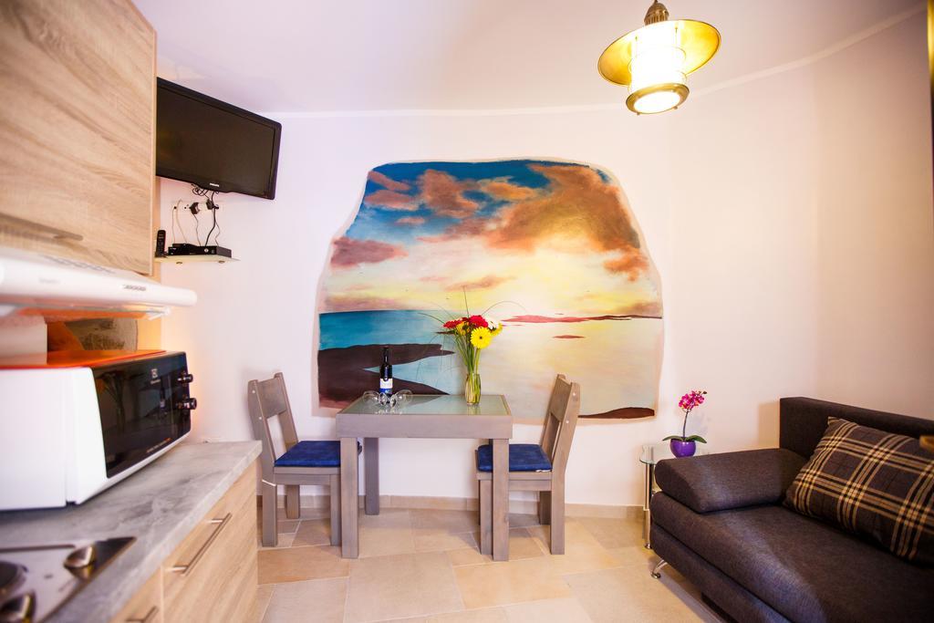 Studio Apartments Bonaca Split Exterior foto